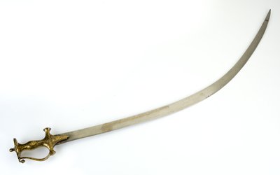 Sabre Talwar avec poignée indo-musulmane de type Panjabi, lame possiblement du XVIIIe siècle, poignée du XIXe siècle - North Indian School