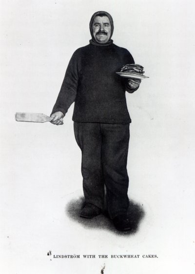 Lindstrom avec les crêpes de sarrasin, de Le Pôle Sud par Roald E. Amundsen, c.1910-12 - Norwegian Photographer