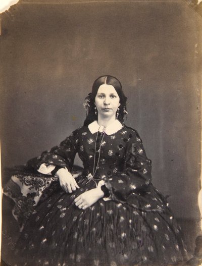 Jeune femme assise - Oliver H. Willard
