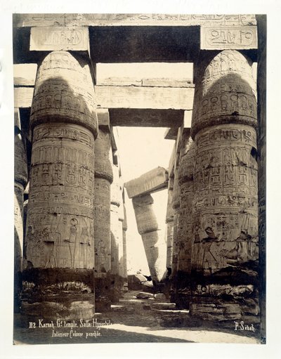Salle hypostyle, temple d
