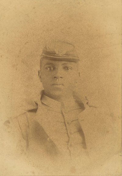Carte cabinet du Col. Charles Young en tant que cadet à West Point - Pach Bros