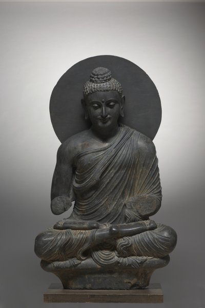Bouddha assis, de Gandhara, période Kushan - Pakistani School