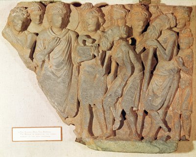 La Victoire sur le Serpent, relief représentant Bouddha présentant le serpent redouté aux Brahmanes émerveillés, style gréco-bouddhiste, 1er-4e siècle - Pakistani School