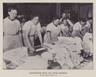 Blanchisseuses dans une blanchisserie à Paris - Paul Géniaux