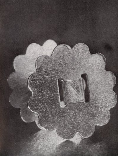 Deux attaches en papier - Paul Henning
