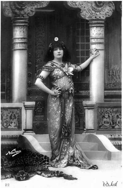 Henriette Rosine Bernard alias Sarah Bernhardt (1844-1923) en tant qu