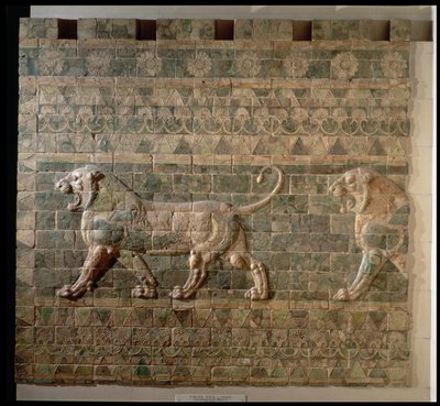 Frise de lions du Palais de Darius le Grand (548-486 av. J.-C.) de Suse, Iran, période achéménide, c.500 av. J.-C. (briques émaillées) - Persian School