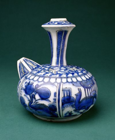 Kendi bleu et blanc safavide, 1600-50 (faïence peinte sous glaçure) - Persian School