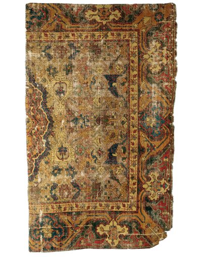 Fragment inhabituel de tapis médaillon de Tabriz, nord-ouest de la Perse, première moitié du XVIe siècle - Persian School