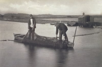 Relevage du filet à anguilles, vers 1886 - Peter Emerson und Thomas Goodall