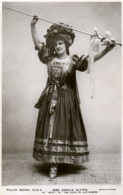 Miss Coralie Blythe en Mitzi, vers 1908 - Philco Publishing Company