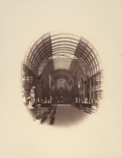 Vue dans le hall central, Exposition des trésors d
