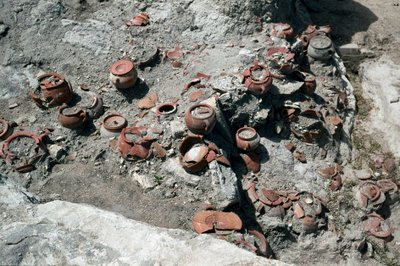 Civilisation phénicienne : restes de vases du site de la ville punique de Sulcis - Phoenician Phoenician