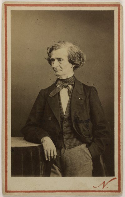 Portrait du compositeur Hector Berlioz 1803-1869 - Photo studio Nadar.