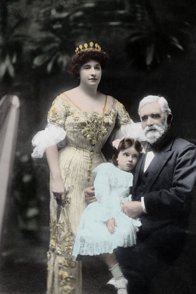 Chanteuse australienne Nellie (Nelly) Melba (1861-1931) avec son père et une petite fille non identifiée. Melbourne, début du 20ème siècle Photographie - Photographer Australian