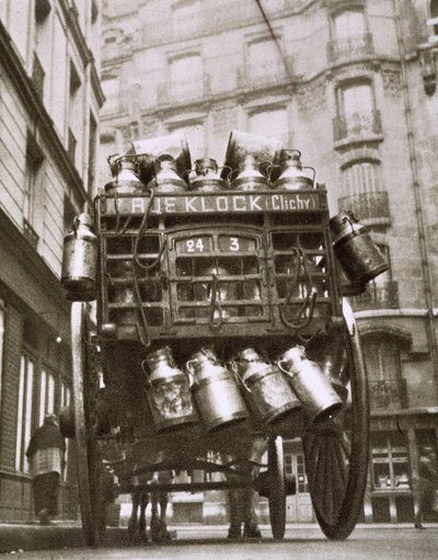 Chariot de lait à Clichy - Photographer French