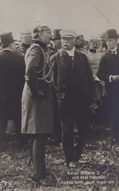Kaiser Wilhelm II et le constructeur de dirigeables allemand Graf Ferdinand von Zeppelin à l