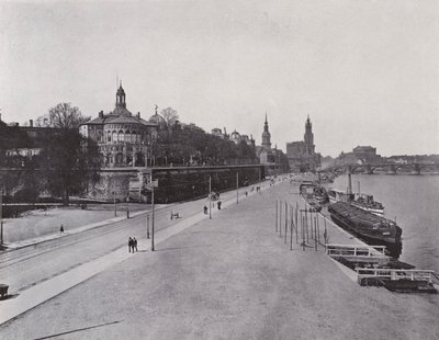 Belvédère royal et embarcadère à vapeur - Photographer German