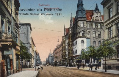 Rue à Katowice, Pologne, carte postale souvenir commémorant le plébiscite en Haute-Silésie tenu le 20 mars 1921 pour déterminer une partie de la frontière entre la Pologne et l