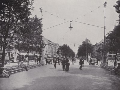 Unter Den Linden, Mittelallee et vue sur le monument de Frédéric le Grand - Photographer German