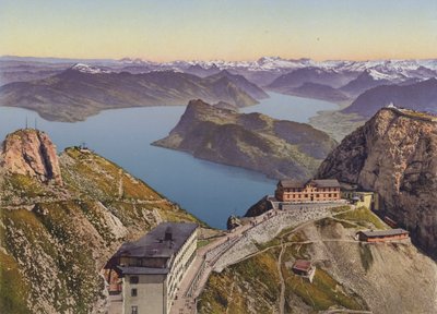 Pilatus-Kulm (2133m sm) Lac de Vierwaldstattersee et les Alpes (colour photo) - Photographer Swiss