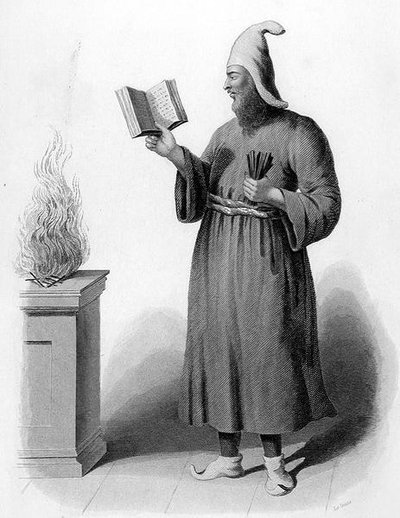 Grand prêtre des Guèbres. (adorateurs du feu), gravé par Le Conte, de 
