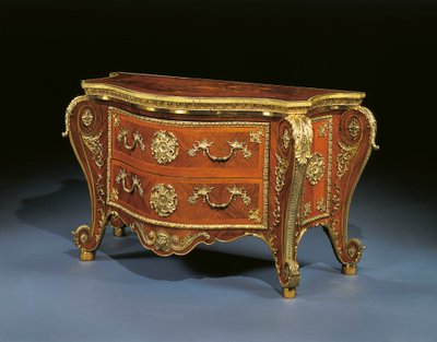 Commode bombe George III, c.1760-65 - Pierre Langlois