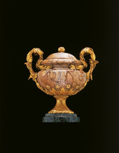 Un des deux vases égyptiens Louis XIV, 1770-75 - Pierre Langlois