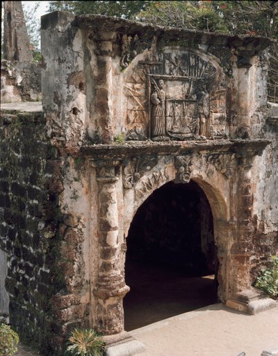 Vue de la porte de la forteresse Fortaleza - Portuguese School