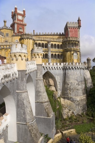 Vue du palais et des murs extérieurs - Portuguese School