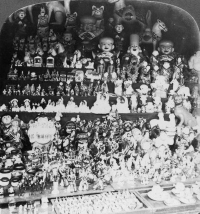Un magasin de jouets à Kyoto, Japon, 1901 - R. Y. Young