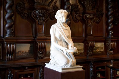 Vierge vestale voilée - Raffaello Monti