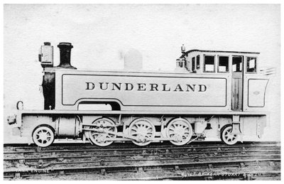 Locomotive à vapeur construite par Kerr, Stuart and Co, début du 20e siècle - Raphael Tuck