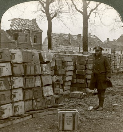 Munitions allemandes abandonnées près de Cambrai, Première Guerre mondiale, 1914-1918 - Realistic Travels Publishers