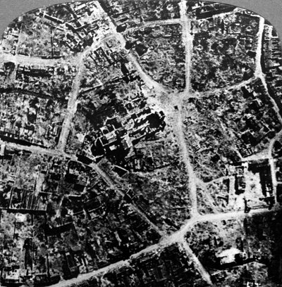 Vue aérienne des ruines de la ville et de la basilique d