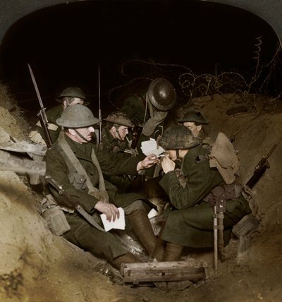 Une soirée dans les tranchées de réserve à Beaumont Hamel, France, Première Guerre mondiale, 1914-1918 - Realistic Travels Publishers