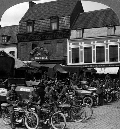Camions et motos du Corps de l