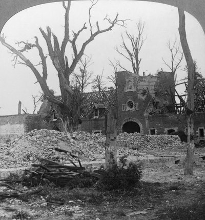 Ruines du château de Beury, Festubert, France, Première Guerre mondiale, vers 1914-1918 - Realistic Travels Publishers