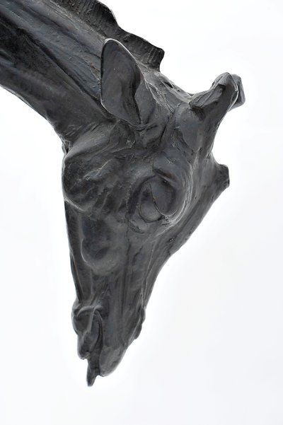 Grande girafe avec tête baissée, modelée 1909-10, coulée avant 1913 - Rembrandt Bugatti