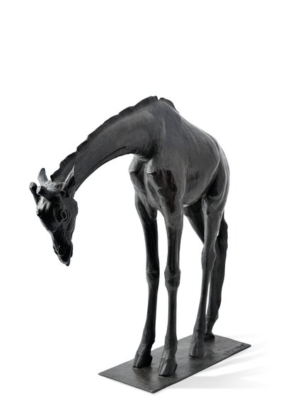 Grande girafe avec tête baissée, modelée 1909-10, coulée avant 1913 - Rembrandt Bugatti