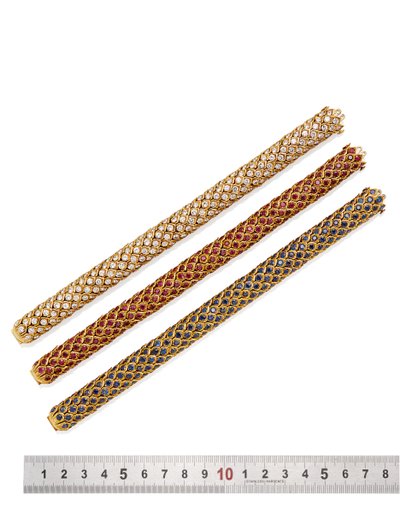 Trois bracelets 