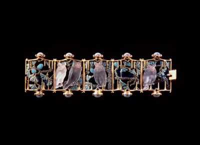 Bracelet avec hiboux et feuilles en or, verre, émail et calcédoine - Rene Jules Lalique