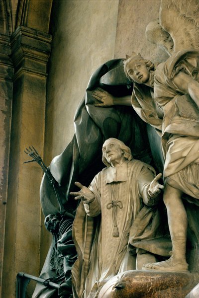 Détail du tombeau de Jean Baptiste Joseph Languet de Gergy 1675-1750, 1757 (détail) - Rene Michel Slodtz
