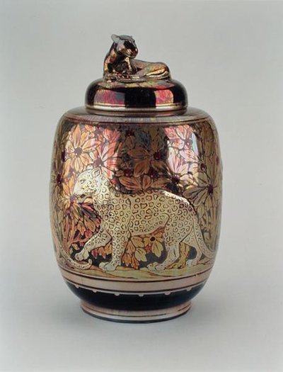 Vase et couvercle en lustre, Pilkington Royal Lancastrian - Richard Joyce