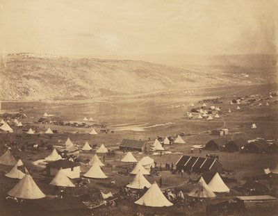 Camp de cavalerie, en direction de Kadikoi. - Roger Fenton