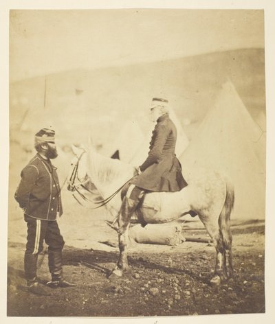 Sir Jas. York Scarlett (1799-1880), général, à la tête de la brigade lourde, Balaclava (à gauche) ; Edward Wm. Lowe (1820-1880), général (à droite) ; pris en Crimée. - Roger Fenton