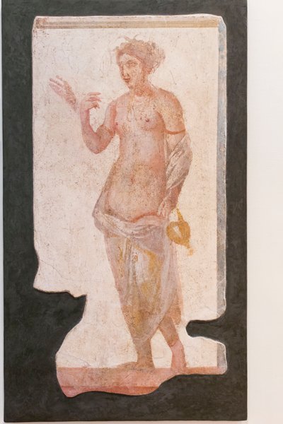 Fille avec une boîte, collection Pallavicini Rospigliosi, vers 200 après J.-C., inv 103420 - Roman
