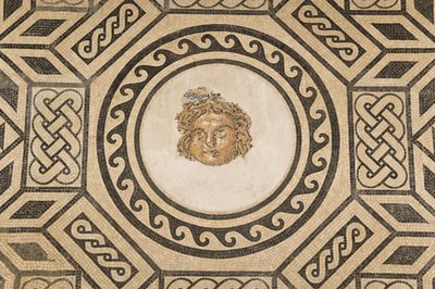 Mosaïque de Méduse, dans la salle des Mosaïques de l