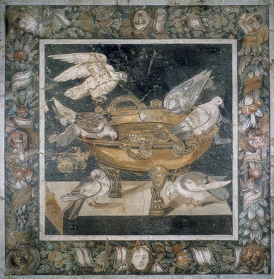 Mosaïque de Pompéi avec un groupe de colombes sur le bord d