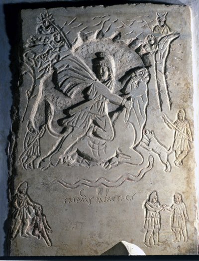 Relief représentant la divinité iranienne Mithra (ou Mitra) abattant le taureau, un animal qui lui est associé. 4ème siècle. Palazzo dei Conservatori, Rome. - Roman